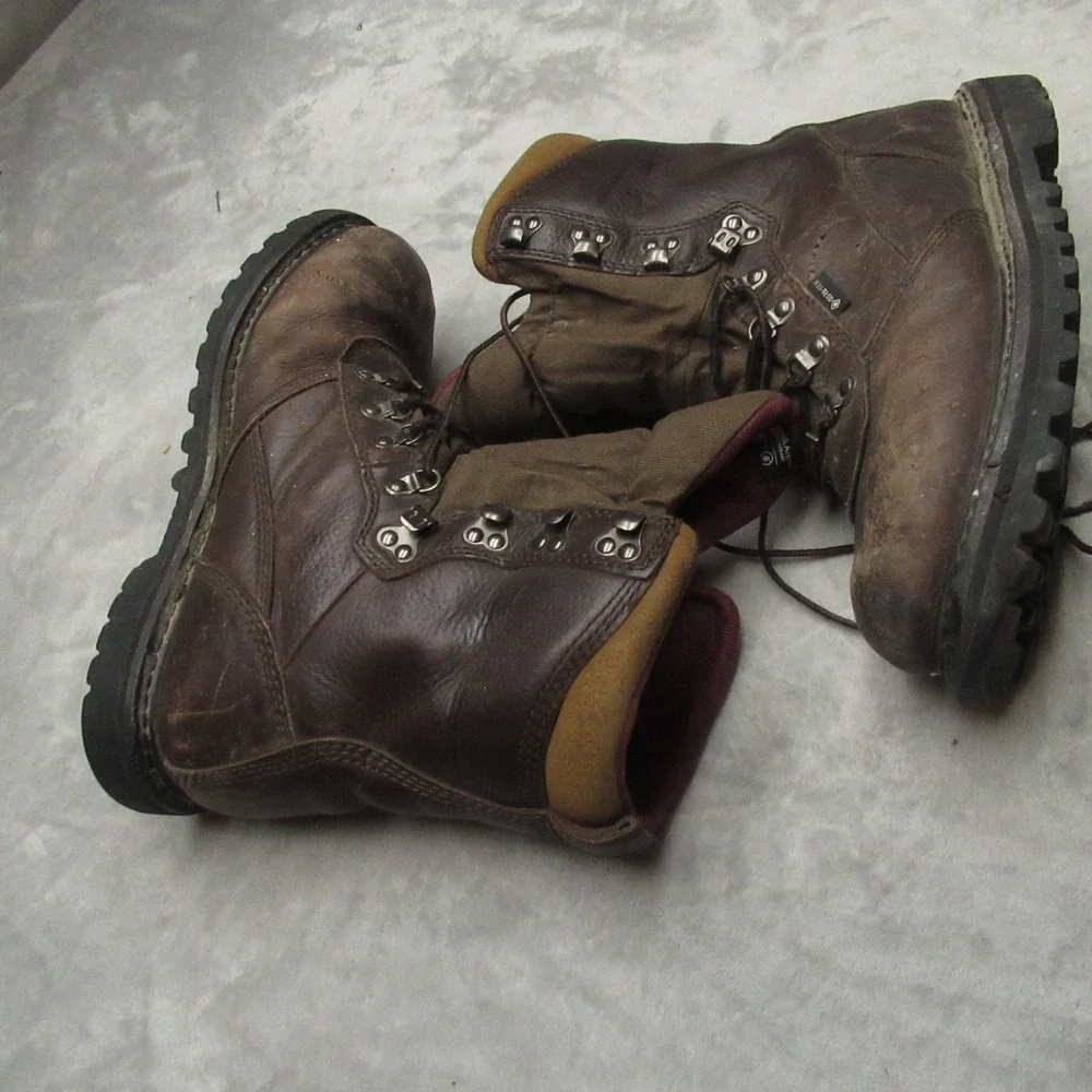 Cabelas Mens 9 EE Hunting Boots Brown Gore Tex Leather Waterfowl Work Iron Ridge
